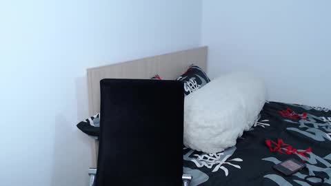 Snapshot of cazadora80s chatting on 12/07/24, 08:49 cazadora80s online show from 12/07/24, 08:49