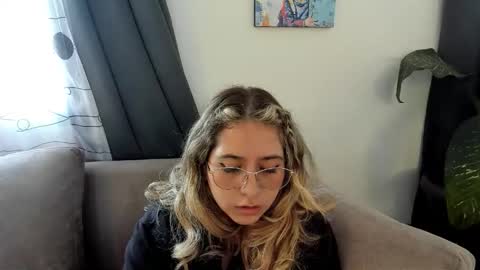 ccuteass online show from 12/12/24, 01:17