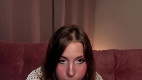 Lina  online show from 09/22/25, 07:16