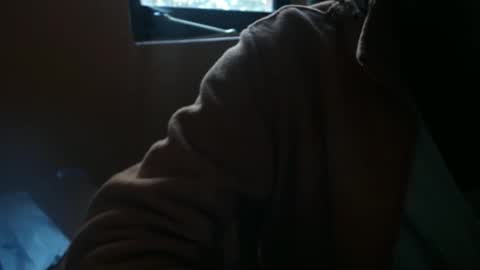 Snapshot of ceci5 chatting on 02/18/25, 01:22 Babygirl. online show from 02/18/25, 01:22