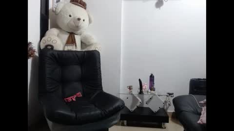 ceci online show from 09/14/25, 01:27