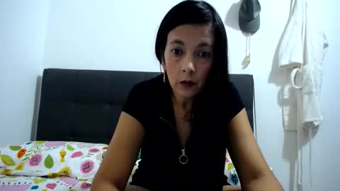 Snapshot of cecihotty4u chatting on 02/12/26, 06:14 ceci online show from 02/12/26, 06:14