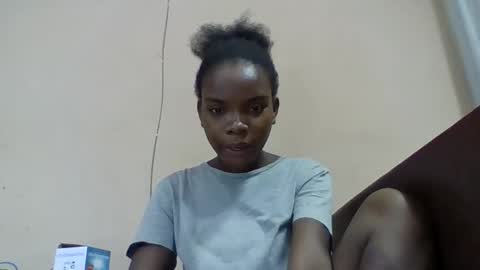 Snapshot of cedia837872 chatting on 04/04/26, 08:01 cedia837872 online show from 04/04/26, 08:01