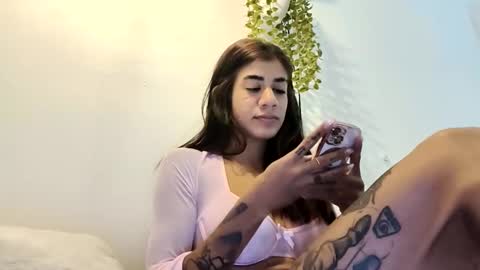 CEDRELARYAN online show from 12/22/25, 10:07