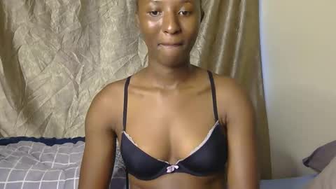 cee_queen online show from 05/21/26, 02:46