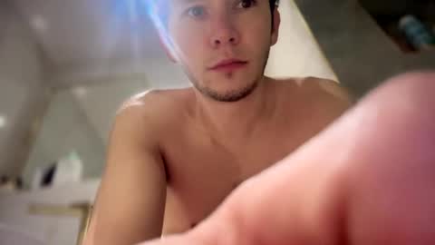 Snapshot of ceedm91 chatting on 02/01/25, 06:51 ceedm91 online show from 02/01/25, 06:51