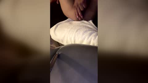 Snapshot of ceegrow chatting on 04/05/26, 03:09 ceegrow online show from 04/05/26, 03:09