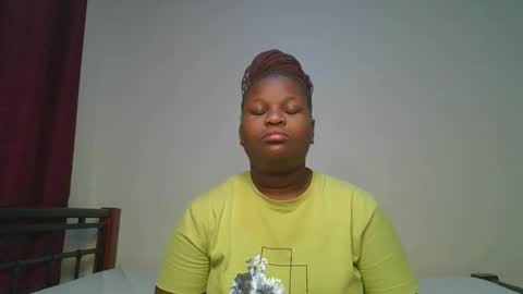 Snapshot of ceepretty25 chatting on 06/06/26, 12:49 ceepretty25 online show from 06/06/26, 12:49