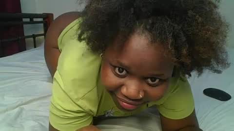 Snapshot of ceepretty25 chatting on 06/17/26, 02:58 ceepretty25 online show from 06/17/26, 02:58