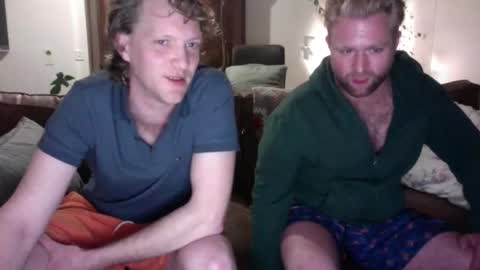 Snapshot of ceezeee chatting on 12/28/24, 12:57 ceezeee online show from 12/28/24, 12:57