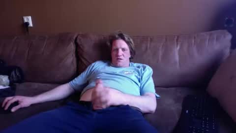 Snapshot of ceezeee chatting on 03/04/26, 04:35 ceezeee online show from 03/04/26, 04:35