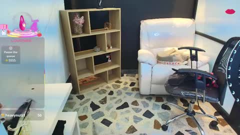 Snapshot of celesstebruce chatting on 02/13/25, 01:19 meli online show from 02/13/25, 01:19