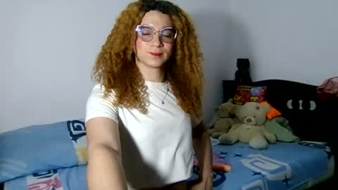 Snapshot of celessteseductora chatting on 06/28/26, 03:07 celessteseductora online show from 06/28/26, 03:07