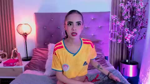 Snapshot of celeste_queen7 chatting on 06/17/26, 11:56 celeste_queen7 online show from 06/17/26, 11:56
