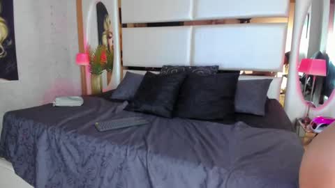 celeste_starsss online show from 03/05/25, 09:26