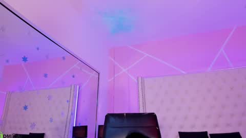 Celeste Wayne online show from 12/18/24, 10:46