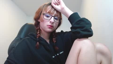 celesteayase online show from 01/28/25, 09:30