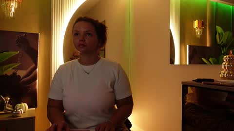 CelesteBailey online show from 11/01/25, 04:58