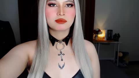 CELESTE IGYoshi Tian online show from 01/25/25, 09:04