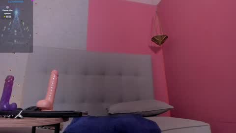 Snapshot of celestelewis_ chatting on 02/02/25, 09:51 Celeste  online show from 02/02/25, 09:51