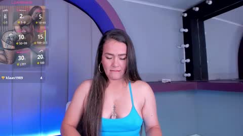 Snapshot of celestelewis_ chatting on 10/10/25, 07:46 Celeste  online show from 10/10/25, 07:46