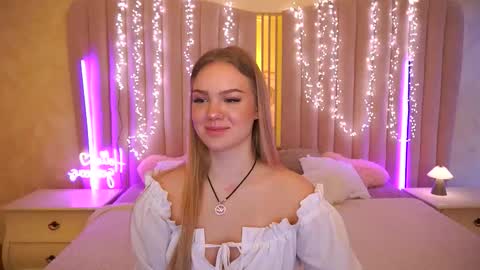 celestenoirr online show from 12/15/25, 07:56