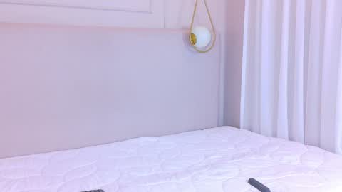 celestereina online show from 04/21/26, 03:46