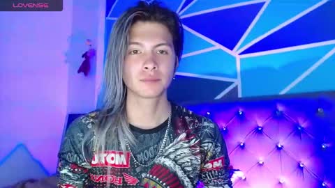 I am Valentinn online show from 10/27/25, 02:37