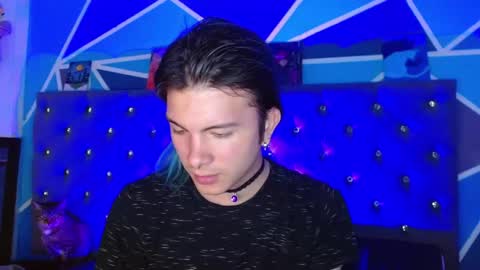 I am Valentinn online show from 11/13/25, 07:13