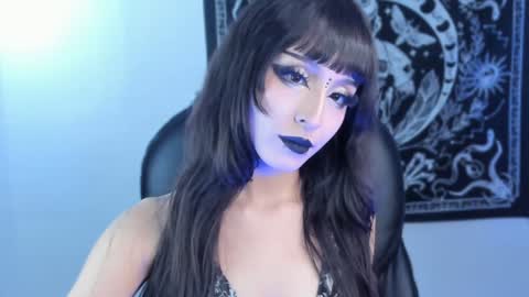   online show from 02/09/25, 01:22