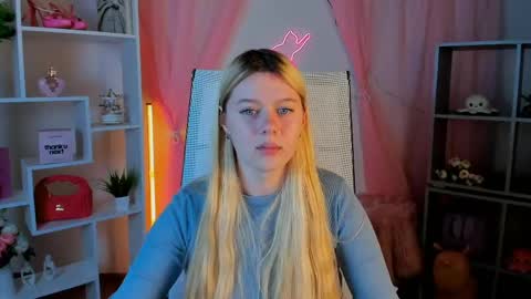your cute kitty online show from 04/30/26, 07:53