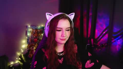 celia_sensual_ online show from 04/17/26, 06:55