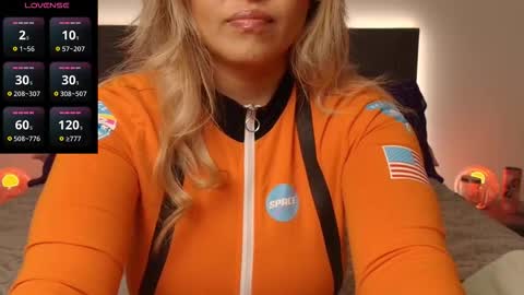 Celia online show from 10/31/25, 05:03