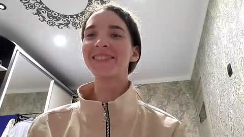 Elizabeth online show from 06/20/26, 10:29