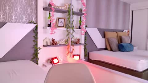 Snapshot of celine_lee chatting on 10/04/25, 08:18 Celine online show from 10/04/25, 08:18