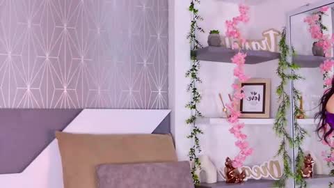 Snapshot of celine_lee chatting on 11/05/25, 04:07 Celine online show from 11/05/25, 04:07