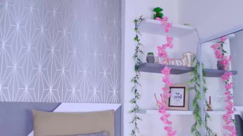 Snapshot of celine_lee chatting on 11/12/25, 01:44 Celine online show from 11/12/25, 01:44