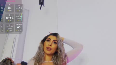 CelineMeyer online show from 12/04/25, 06:44