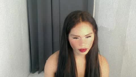 Snapshot of cellin_fuckdoll chatting on 06/13/26, 05:27 cellin online show from 06/13/26, 05:27