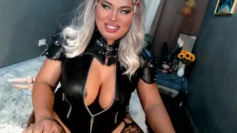 cellinekittcumerr online show from 05/01/26, 12:32