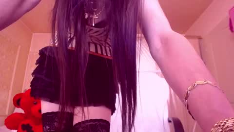 Cerise online show from 02/12/25, 03:18