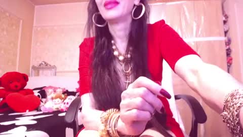 Cerise online show from 06/20/26, 12:14