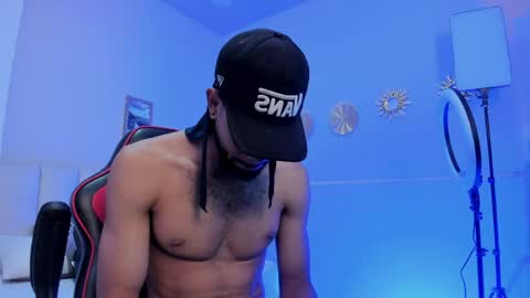 Snapshot of cero_khalifa chatting on 05/07/26, 01:16 cero khalifa online show from 05/07/26, 01:16
