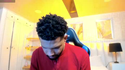 Snapshot of cero_khalifa chatting on 05/17/26, 12:19 cero khalifa online show from 05/17/26, 12:19