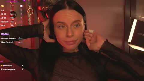 Snapshot of ceserisu chatting on 10/10/25, 09:36 Casey online show from 10/10/25, 09:36