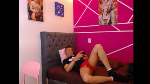 Snapshot of cesirry chatting on 06/19/26, 12:15 Cesirry online show from 06/19/26, 12:15