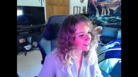 Marie online show from 09/30/25, 03:39