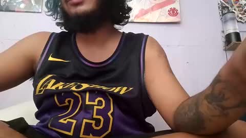 Snapshot of cfm94753 chatting on 10/13/25, 09:26 cfm94753 online show from 10/13/25, 09:26