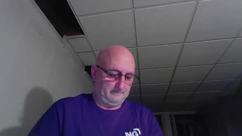 Snapshot of cfnm0968 chatting on 01/15/26, 03:33 cfnm0968 online show from 01/15/26, 03:33