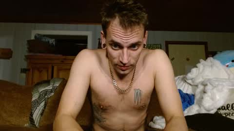 Snapshot of cguffey2284 chatting on 12/28/24, 08:58 cguffey2284 online show from 12/28/24, 08:58